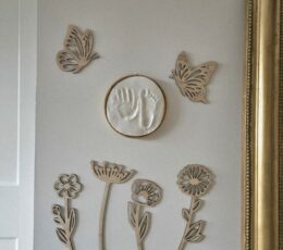 papillons et fleurs en bois pour décoration murale